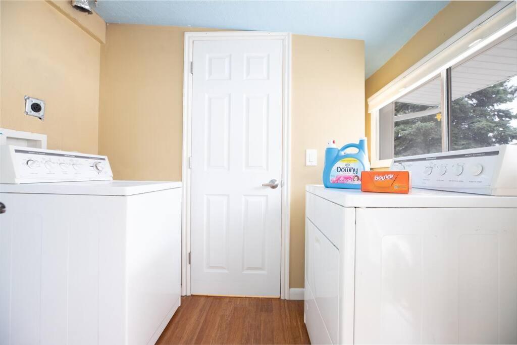 Pet Friendly Millcreek Home Close To Downtown/Mtns Salt Lake City Eksteriør billede