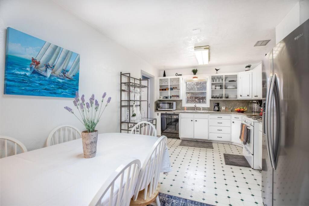 Pet Friendly Millcreek Home Close To Downtown/Mtns Salt Lake City Eksteriør billede