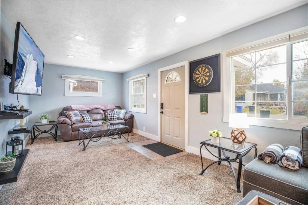 Pet Friendly Millcreek Home Close To Downtown/Mtns Salt Lake City Eksteriør billede