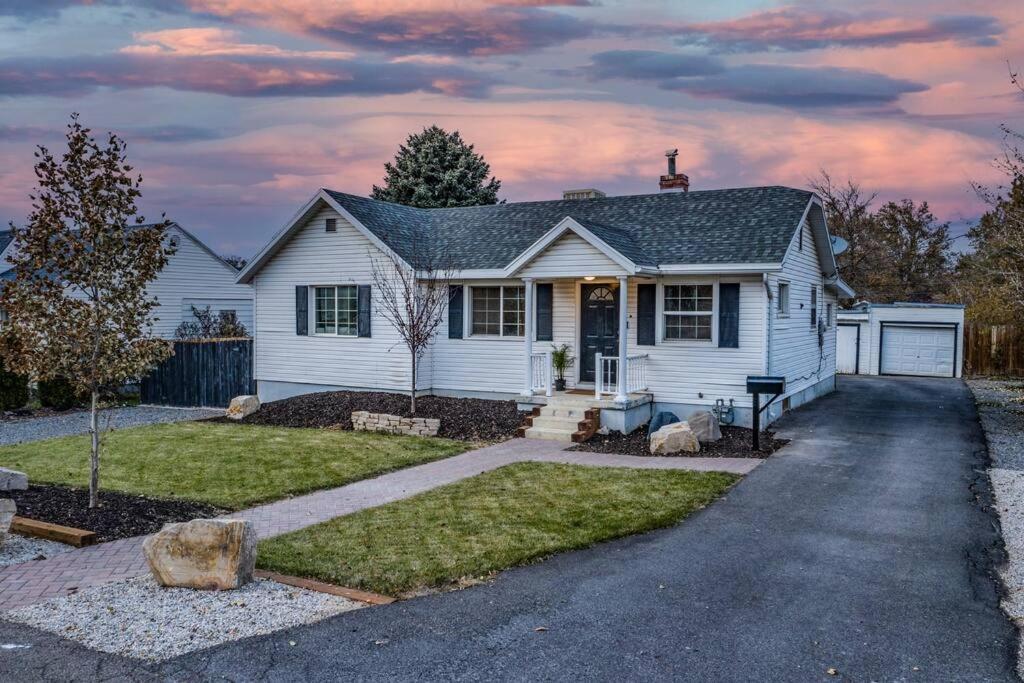 Pet Friendly Millcreek Home Close To Downtown/Mtns Salt Lake City Eksteriør billede